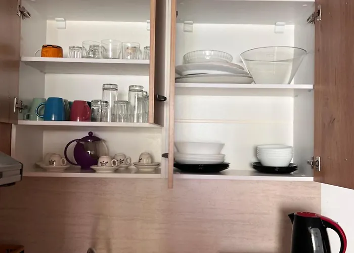 Serdika Station, Bright And Cozy Апартамент *