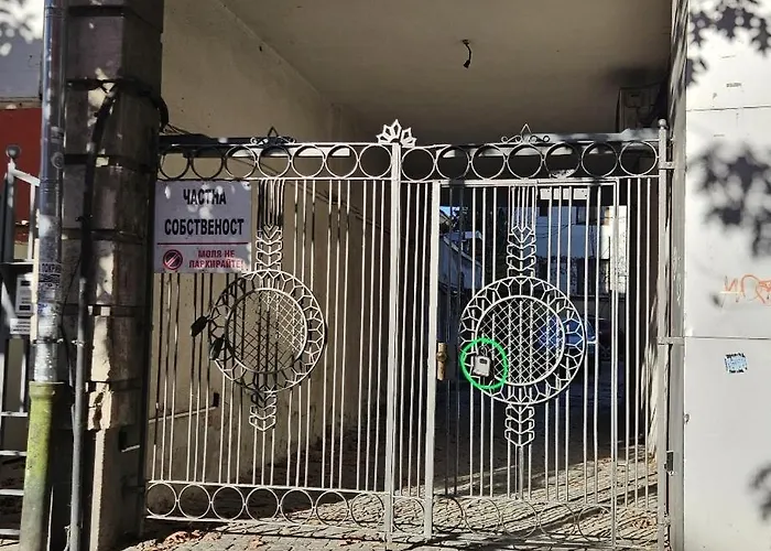 Serdika Station, Bright And Cozy *