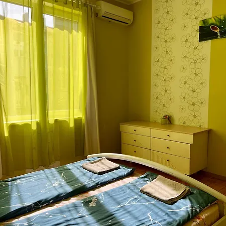 Serdika Station, Bright And Cozy Apartman Szófia