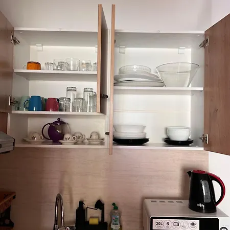 Serdika Station, Bright And Cozy Apartman *