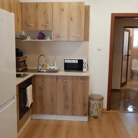 Serdika Station, Bright And Cozy Apartman