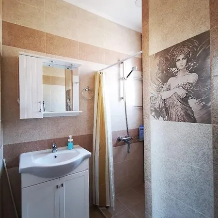 Serdika Station, Bright And Cozy Apartman